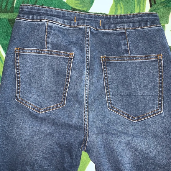 FREE PEOPLE JUST FLOAT ON FLARE JEANS SIZE 26 - Picture 8 of 10